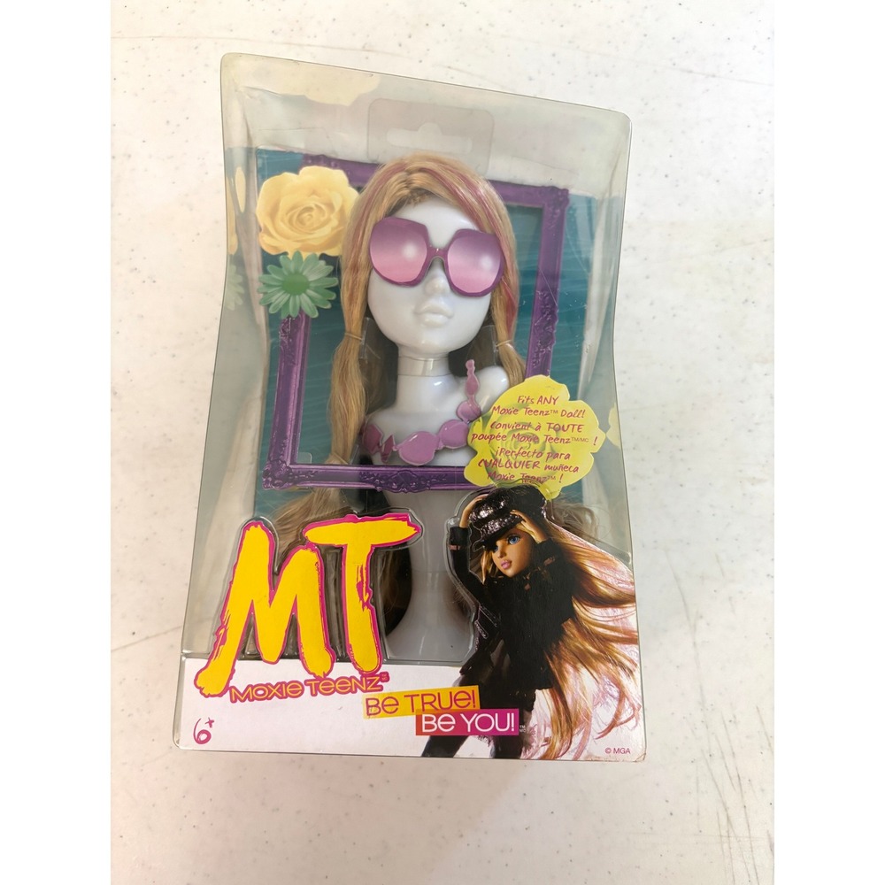Moxie Teenz Doll Blonde Wig Sunglasses Necklace Accessory Pack MGA Sealed